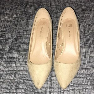 Beige heels